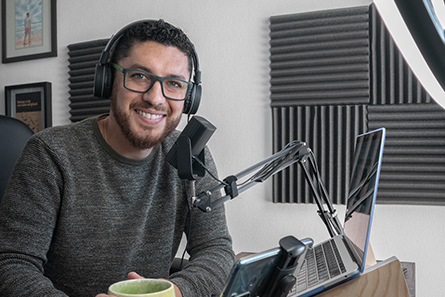 Clase Magistral: Crea y Lanza tu Primer Podcast